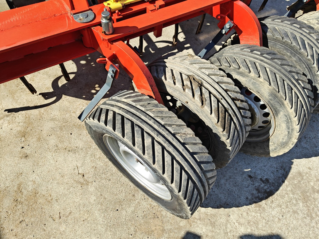 Cultivator Tume Cultipack 250cm muokkain joustopiikeillä: picture 7 Cultivator Tume Cultipack 250cm muokkain joustopiikeillä: picture 7