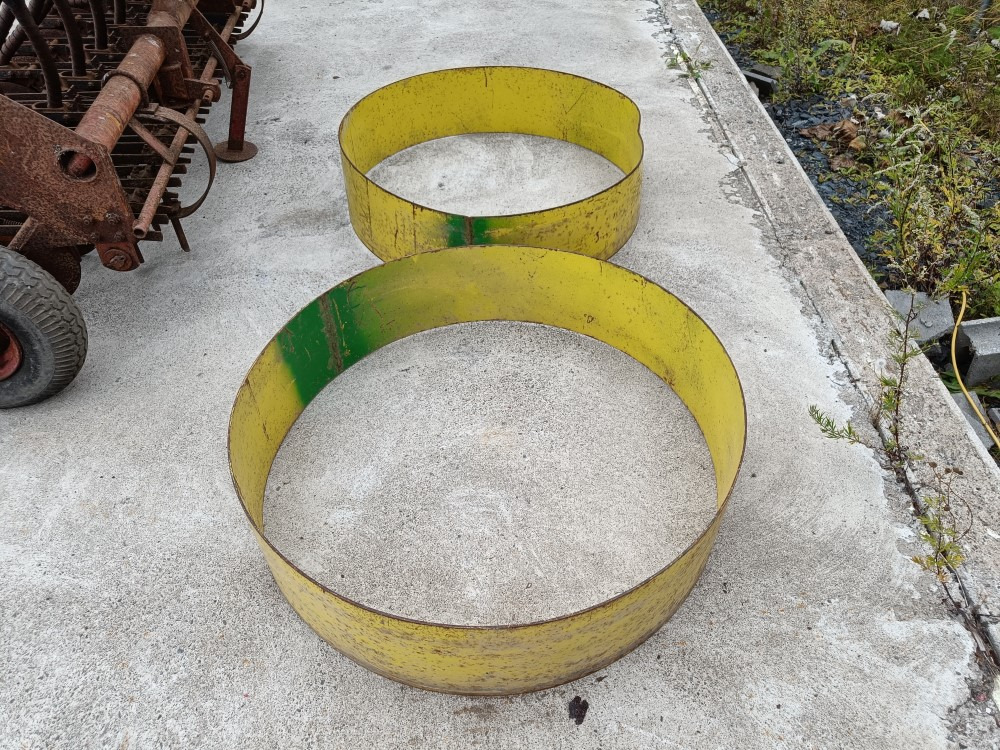 Välivanteet 2 kpl 38 tuumaa leveys 240mm - Rim for Agricultural machinery: picture 1 Välivanteet 2 kpl 38 tuumaa leveys 240mm - Rim for Agricultural machinery: picture 1