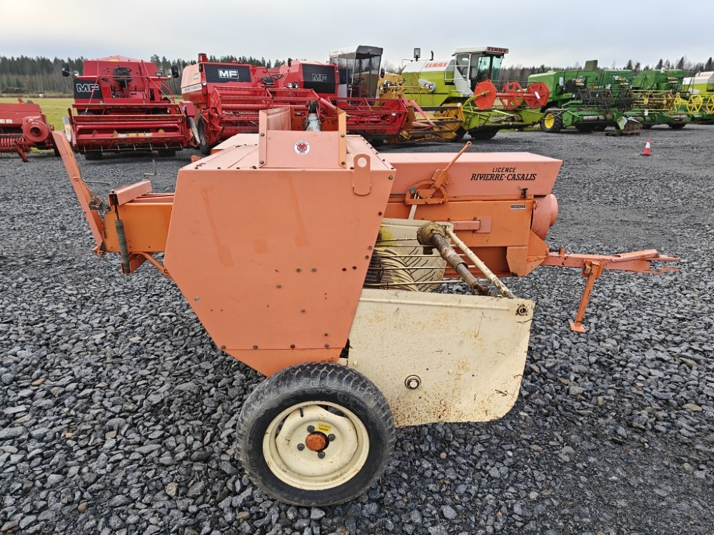 Wärtsilä Rivierra Casalis PHP150 - Square baler: picture 2 Wärtsilä Rivierra Casalis PHP150 - Square baler: picture 2