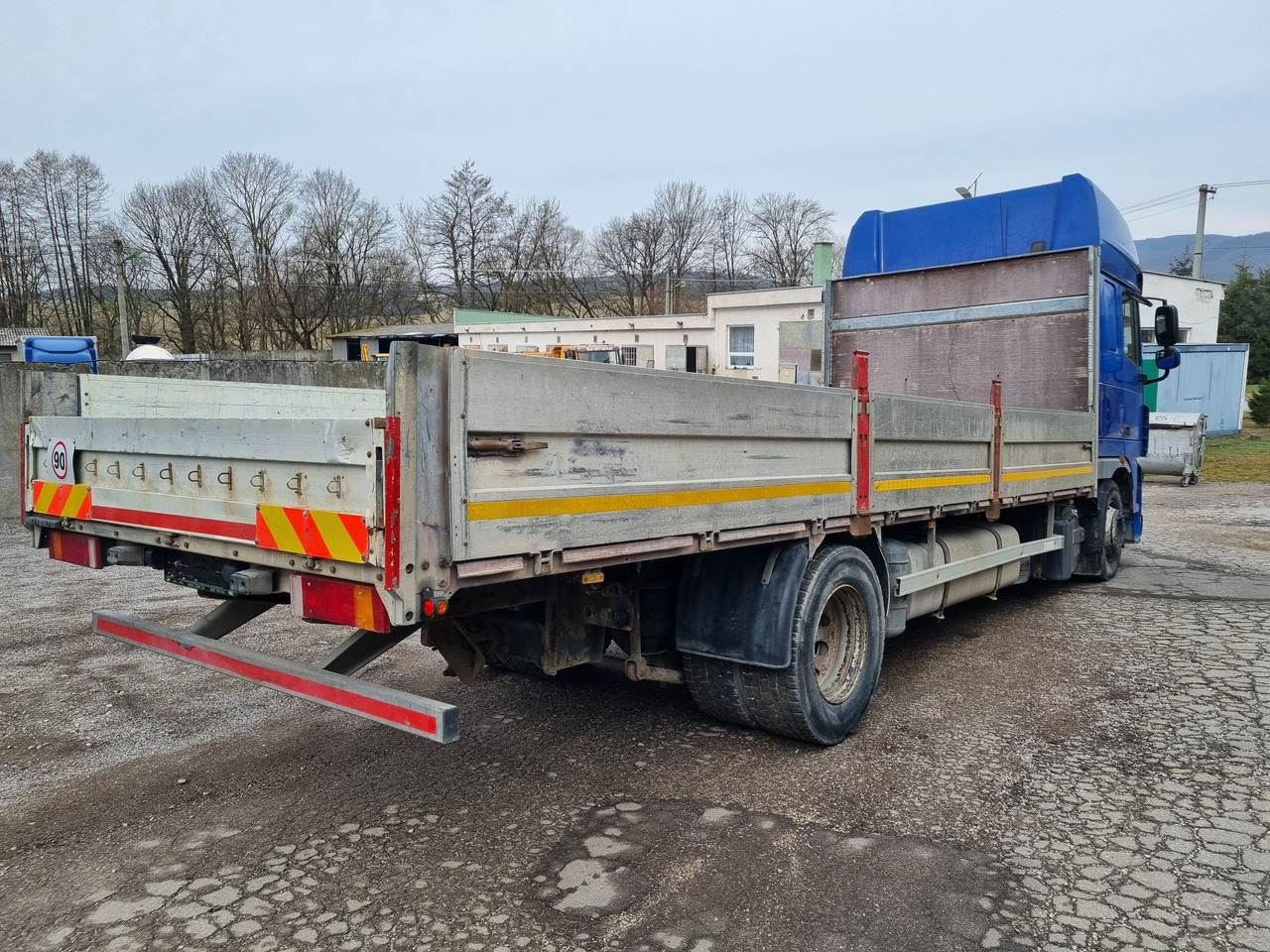 DAF XF 105.410 LD 4x2 EURO5 automat - Dropside/ Flatbed truck: picture 4 DAF XF 105.410 LD 4x2 EURO5 automat - Dropside/ Flatbed truck: picture 4