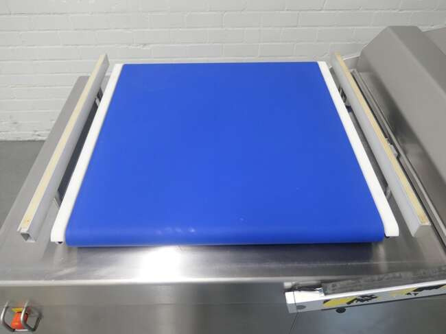 Henkelman automatic double chamber vacuum machine Titaan 2-90 - Packaging machinery: picture 5 Henkelman automatic double chamber vacuum machine Titaan 2-90 - Packaging machinery: picture 5