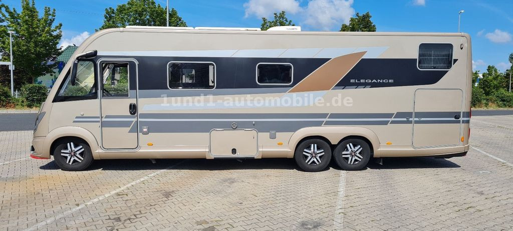 Bürstner Elegance I 910 G Solar/AHK/RFK/Alde/TwinSat/2xTV/Vollausstattung Elegance I 910 G Solar/AHK/RFK/Alde/TwinSat/2xTV/Vollausstattung - Integrated motorhome: picture 2 Bürstner Elegance I 910 G Solar/AHK/RFK/Alde/TwinSat/2xTV/Vollausstattung Elegance I 910 G Solar/AHK/RFK/Alde/TwinSat/2xTV/Vollausstattung - Integrated motorhome: picture 2