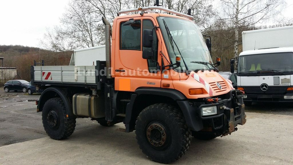 Mercedes-Benz Unimog U 500 Kipper Kommunalhydraulik U 300 400 U 500 Kipper Kommunalhydraulik U 300 400 - Municipal/ Special vehicle: picture 2 Mercedes-Benz Unimog U 500 Kipper Kommunalhydraulik U 300 400 U 500 Kipper Kommunalhydraulik U 300 400 - Municipal/ Special vehicle: picture 2