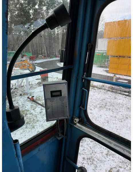 Tower crane Liebherr 112EC-H8/120 1993yom x3 units: picture 15