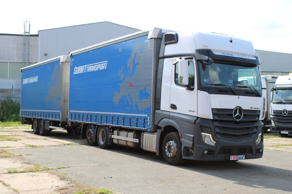 Mercedes-Benz Actros 2542 NAVIGACE + PANAV TVK 18 M (8,20m x 2,4 - Curtainsider truck, Curtainsider trailer: picture 1 Mercedes-Benz Actros 2542 NAVIGACE + PANAV TVK 18 M (8,20m x 2,4 - Curtainsider truck, Curtainsider trailer: picture 1