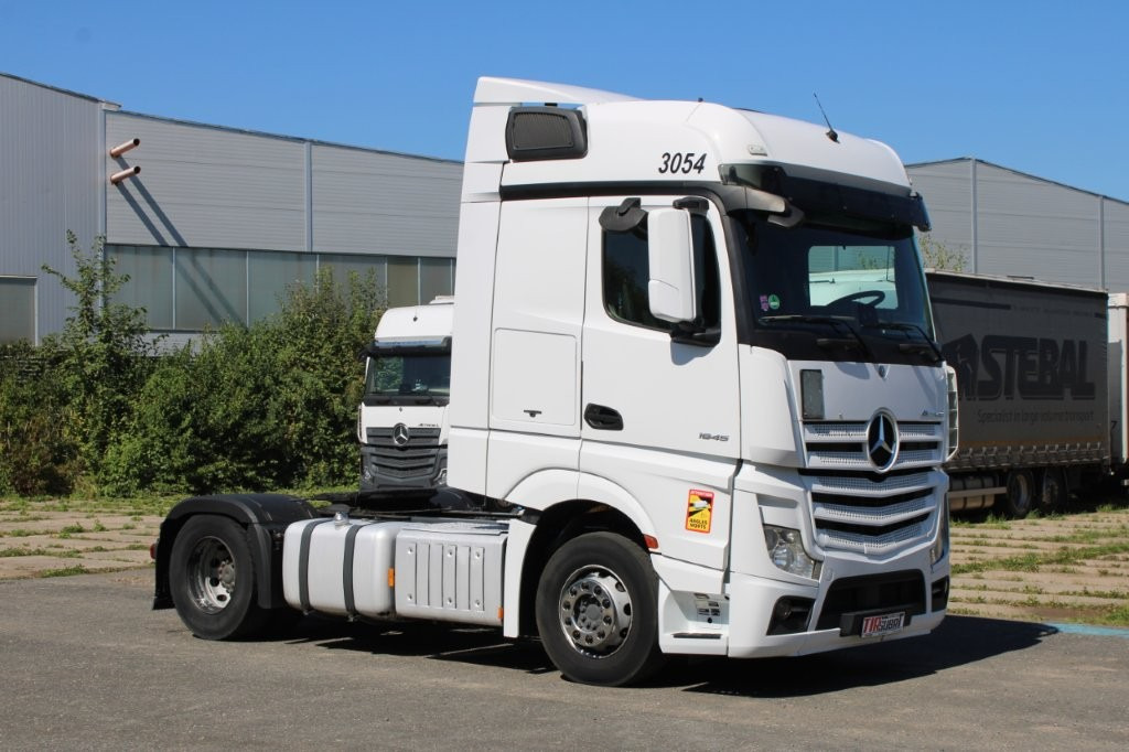 Mercedes-Benz ACTROS 1845 - Tractor unit: picture 2 Mercedes-Benz ACTROS 1845 - Tractor unit: picture 2