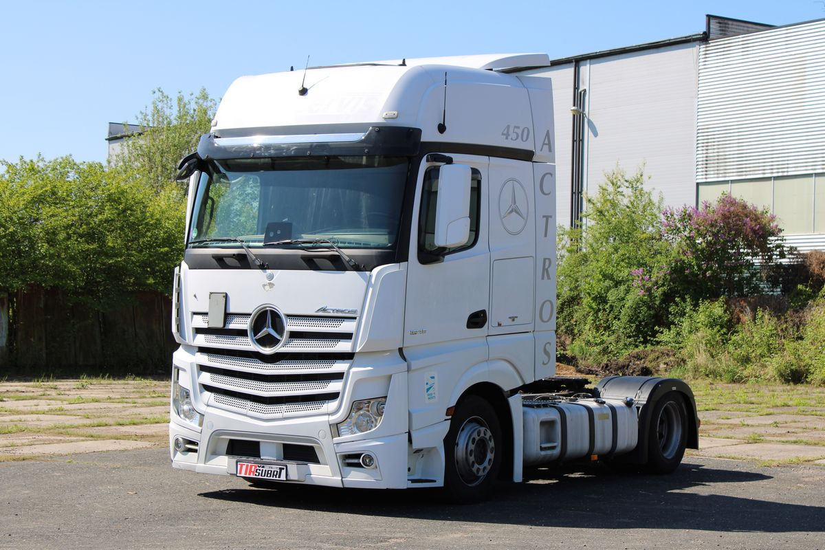 Mercedes-Benz Actros 1845 - Tractor unit: picture 2 Mercedes-Benz Actros 1845 - Tractor unit: picture 2