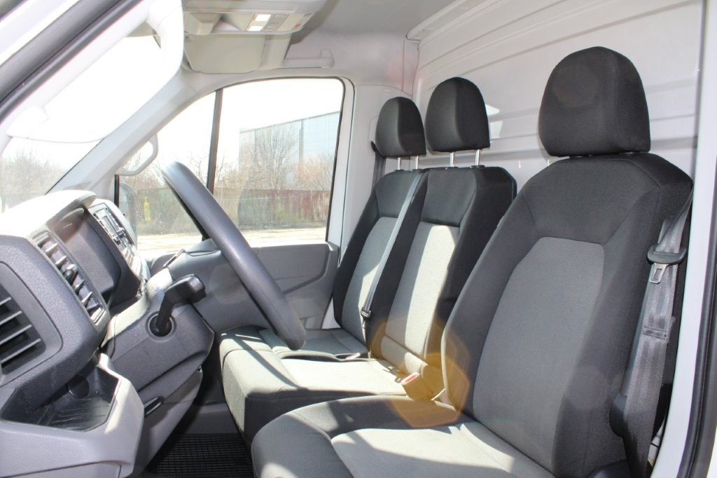 Box van Volkswagen CRAFTER: picture 20