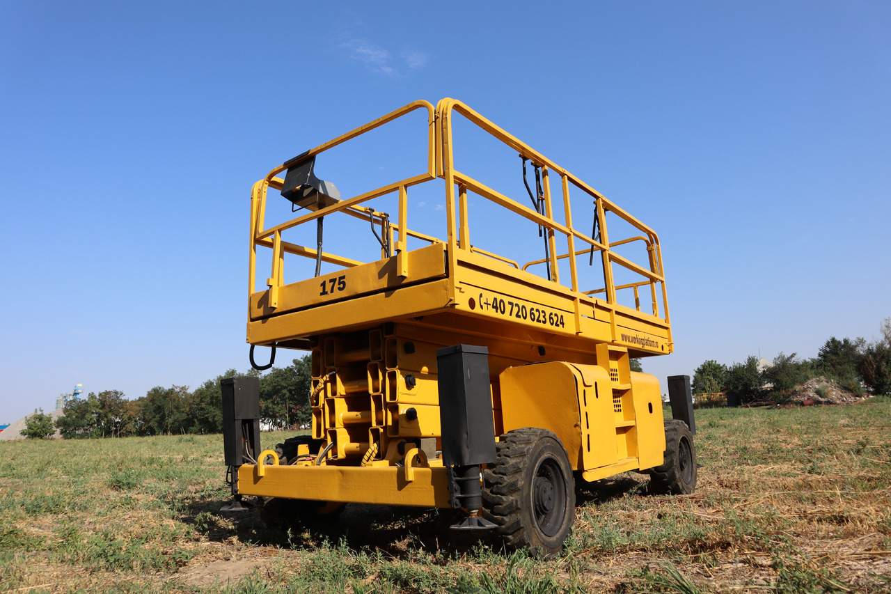 Haulotte HA 15 SX - Scissor lift: picture 5 Haulotte HA 15 SX - Scissor lift: picture 5