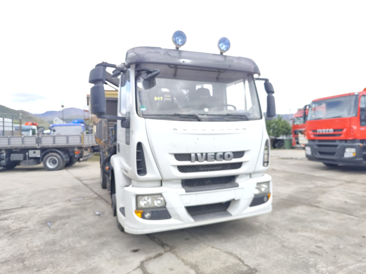 Crane truck IVECO EUROCARGO 120E28: picture 26