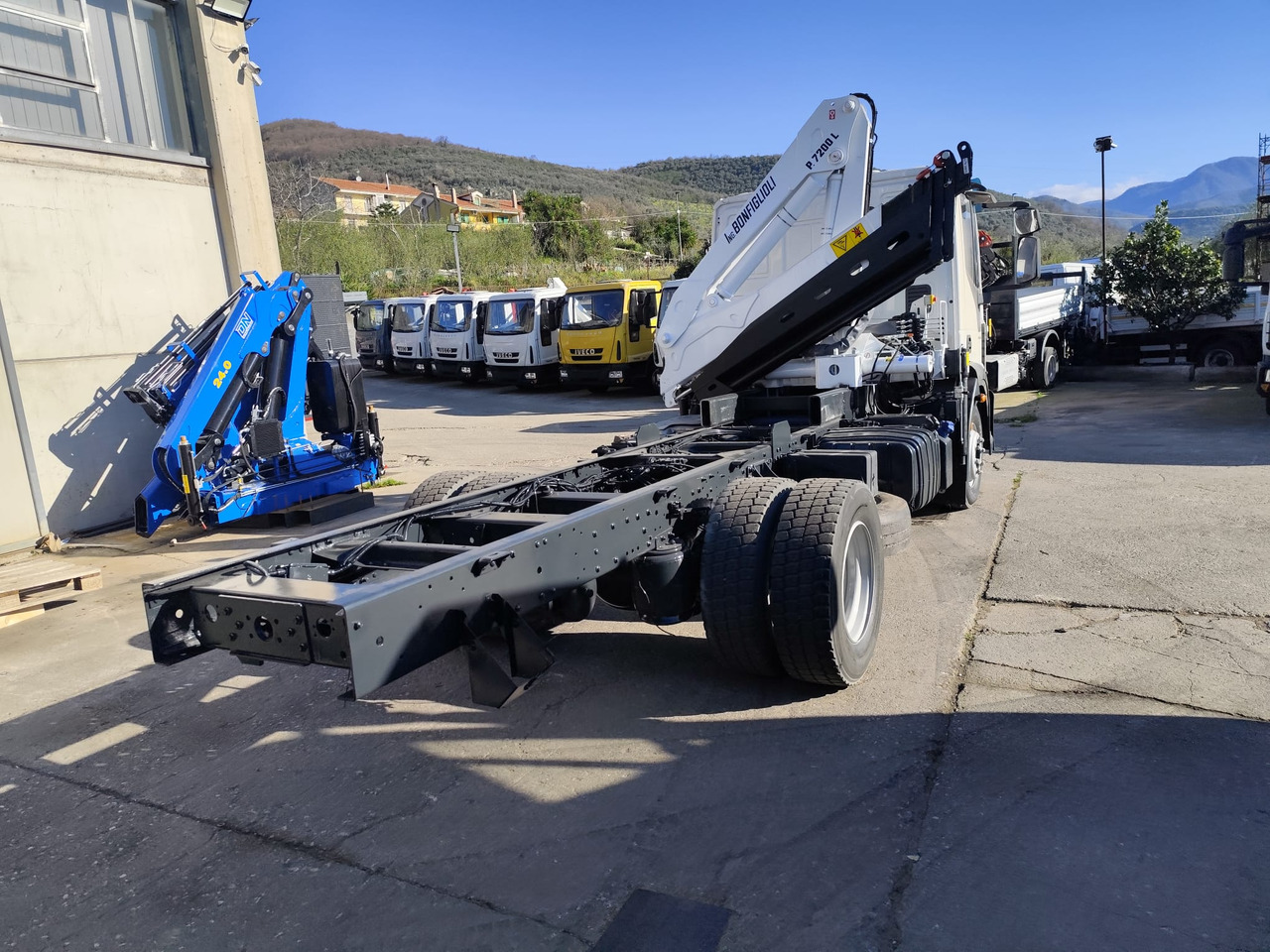 Crane truck IVECO EUROCARGO 140-250: picture 34