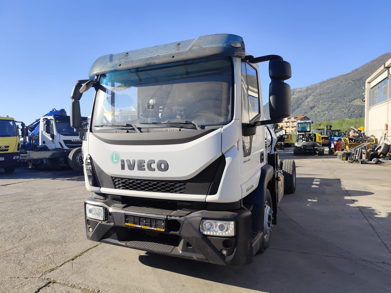 Crane truck IVECO EUROCARGO 140-250: picture 30