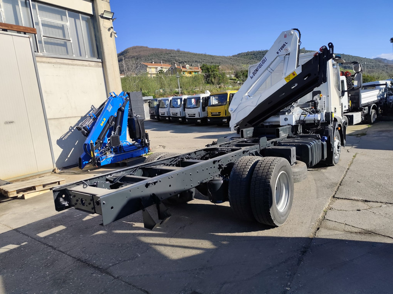 Crane truck IVECO EUROCARGO 140-250: picture 22