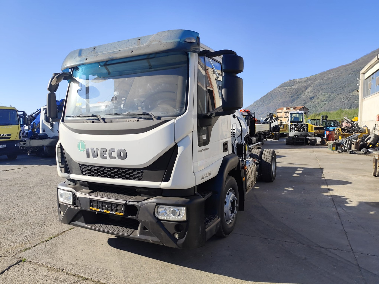 Crane truck IVECO EUROCARGO 140-250: picture 32