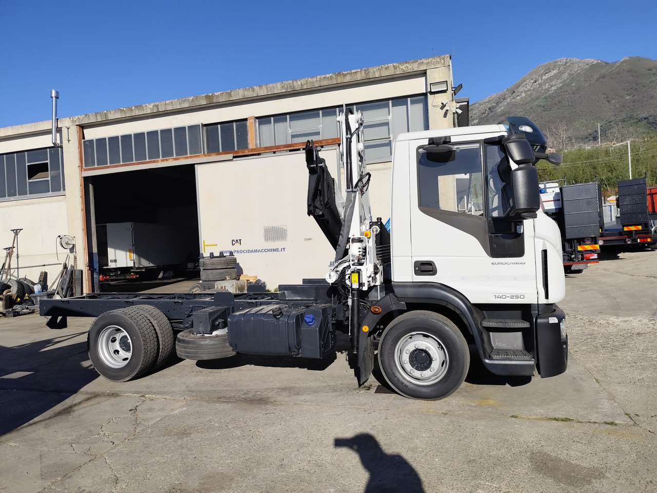 Crane truck IVECO EUROCARGO 140-250: picture 41
