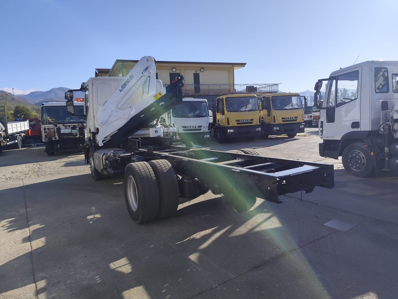 Crane truck IVECO EUROCARGO 140-250: picture 14