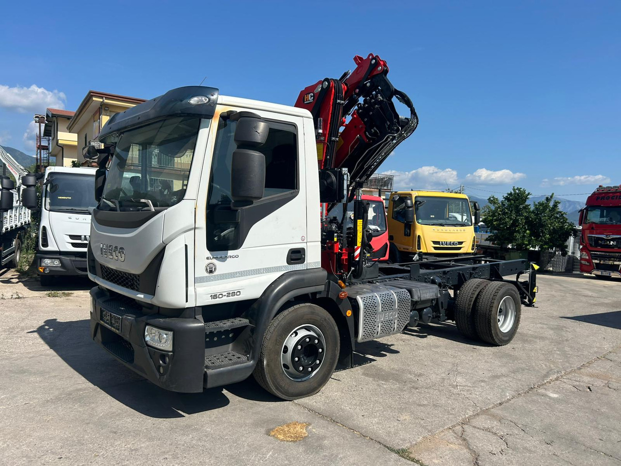 IVECO EUROCARGO 160-280 - Crane truck: picture 5 IVECO EUROCARGO 160-280 - Crane truck: picture 5