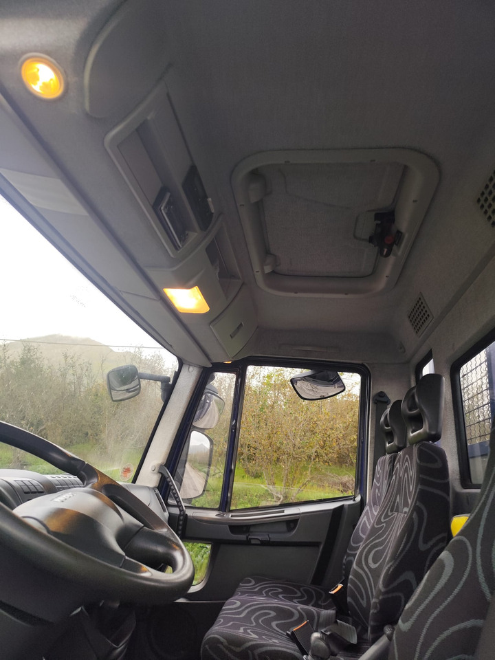 IVECO EUROCARGO 75E18 - Tipper: picture 4 IVECO EUROCARGO 75E18 - Tipper: picture 4