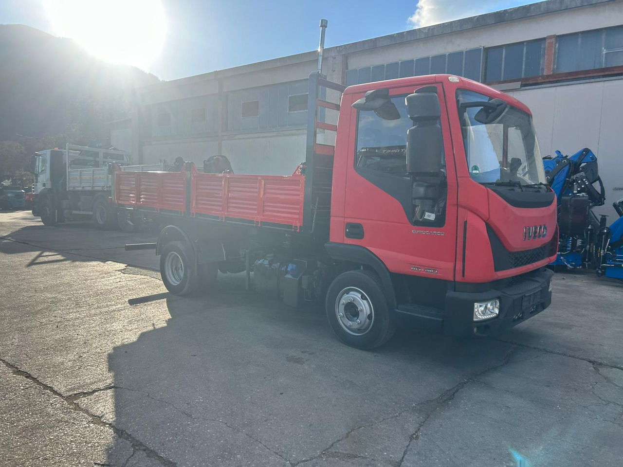 IVECO EUROCARGO 80-190 - Tipper: picture 3 IVECO EUROCARGO 80-190 - Tipper: picture 3