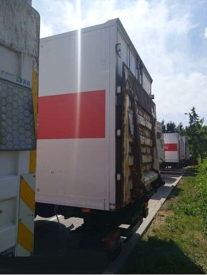 IVECO STRALIS AD 260S31 XP - Box truck: picture 2 IVECO STRALIS AD 260S31 XP - Box truck: picture 2