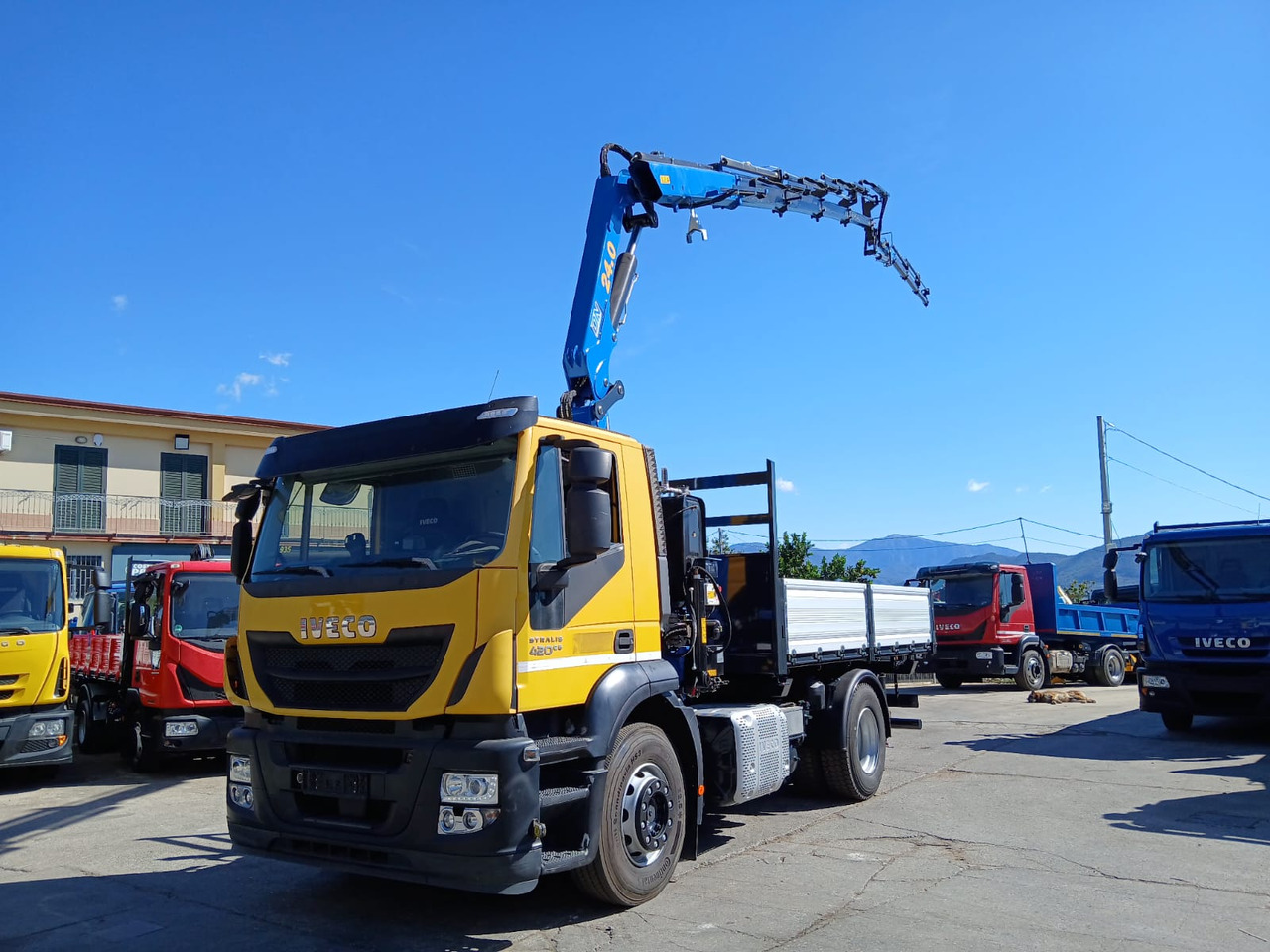 IVECO STRALIS HI-STREET AD190S42 - Crane truck, Tipper: picture 1 IVECO STRALIS HI-STREET AD190S42 - Crane truck, Tipper: picture 1