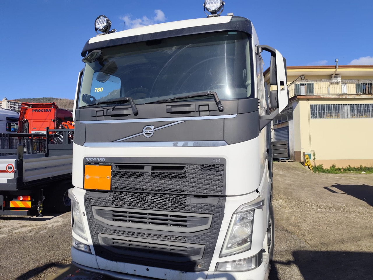 Dropside/ Flatbed truck VOLVO FH 13.540: picture 26