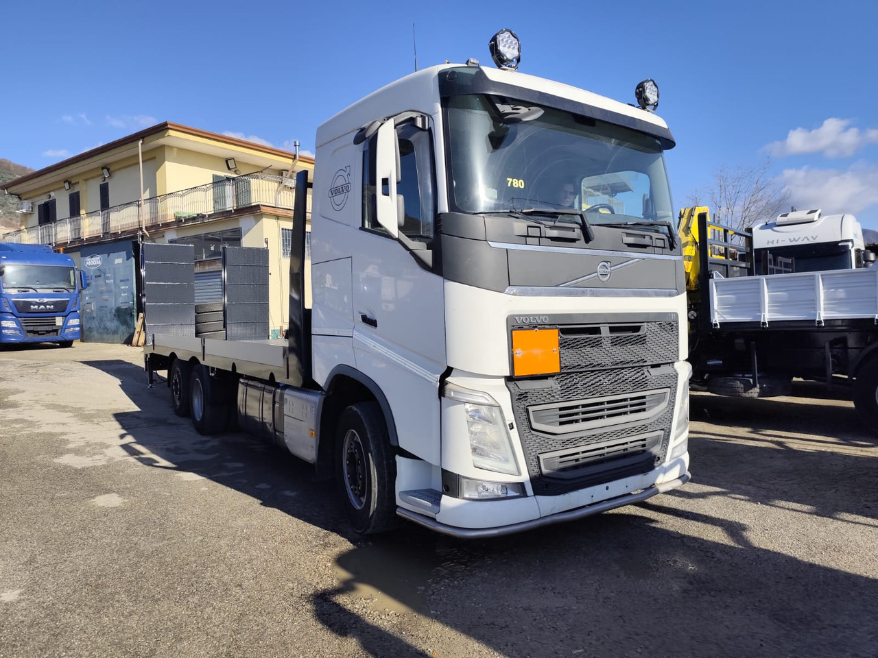 Dropside/ Flatbed truck VOLVO FH 13.540: picture 27