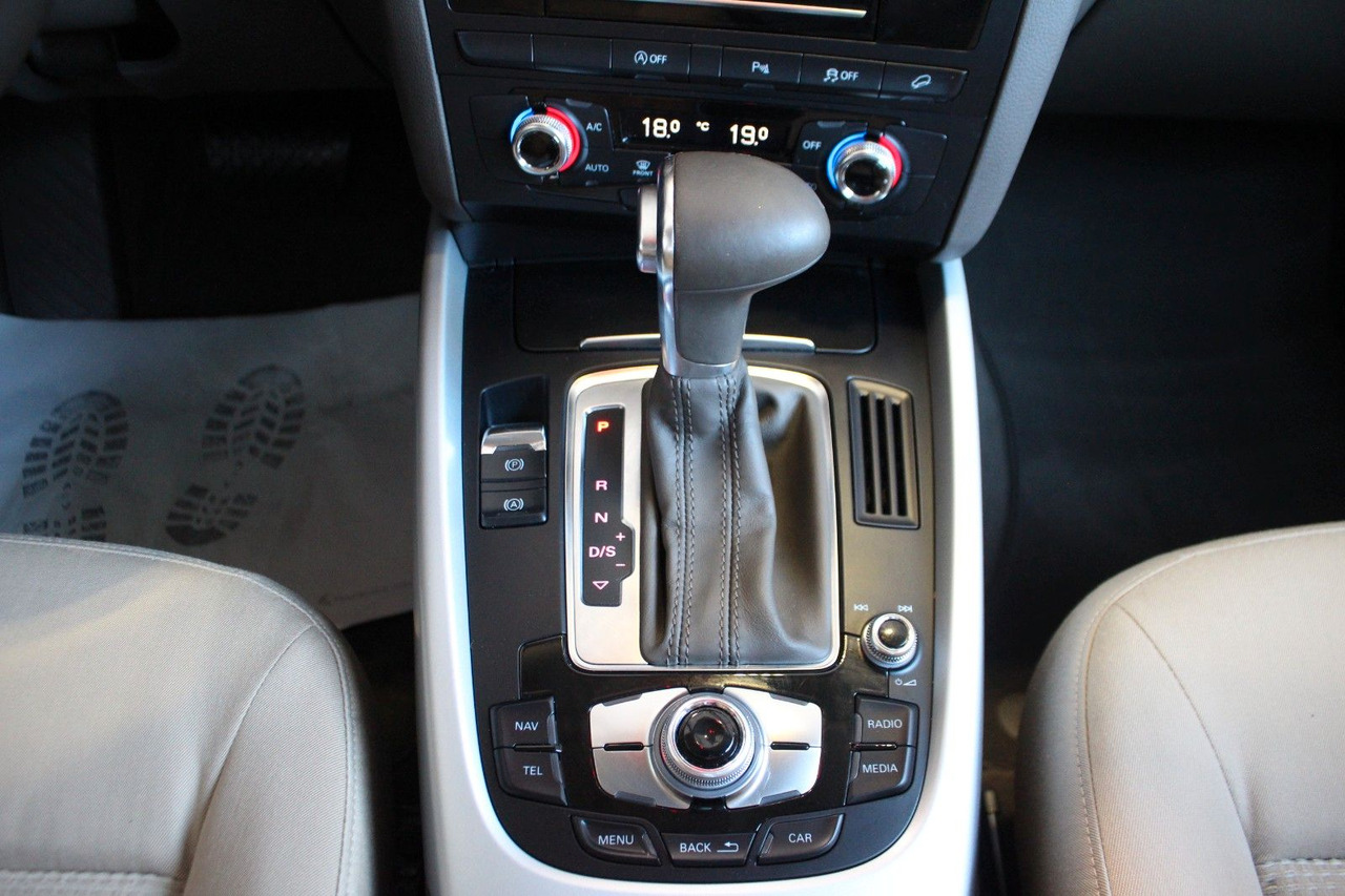 SUV Audi Q5 2.0 TDI  S-tronic quattro Panorama Kamera ACC: picture 15