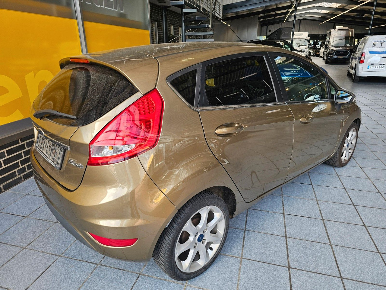 Ford Fiesta Titanium SHZ USB frischer TÜV - Car: picture 2 Ford Fiesta Titanium SHZ USB frischer TÜV - Car: picture 2