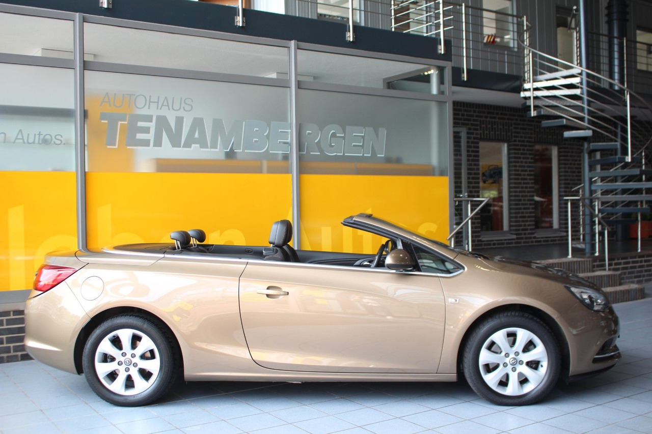 Opel Cascada Innovation AT Sitz- & Lenkradhzg BiXenon - Convertible: picture 3 Opel Cascada Innovation AT Sitz- & Lenkradhzg BiXenon - Convertible: picture 3