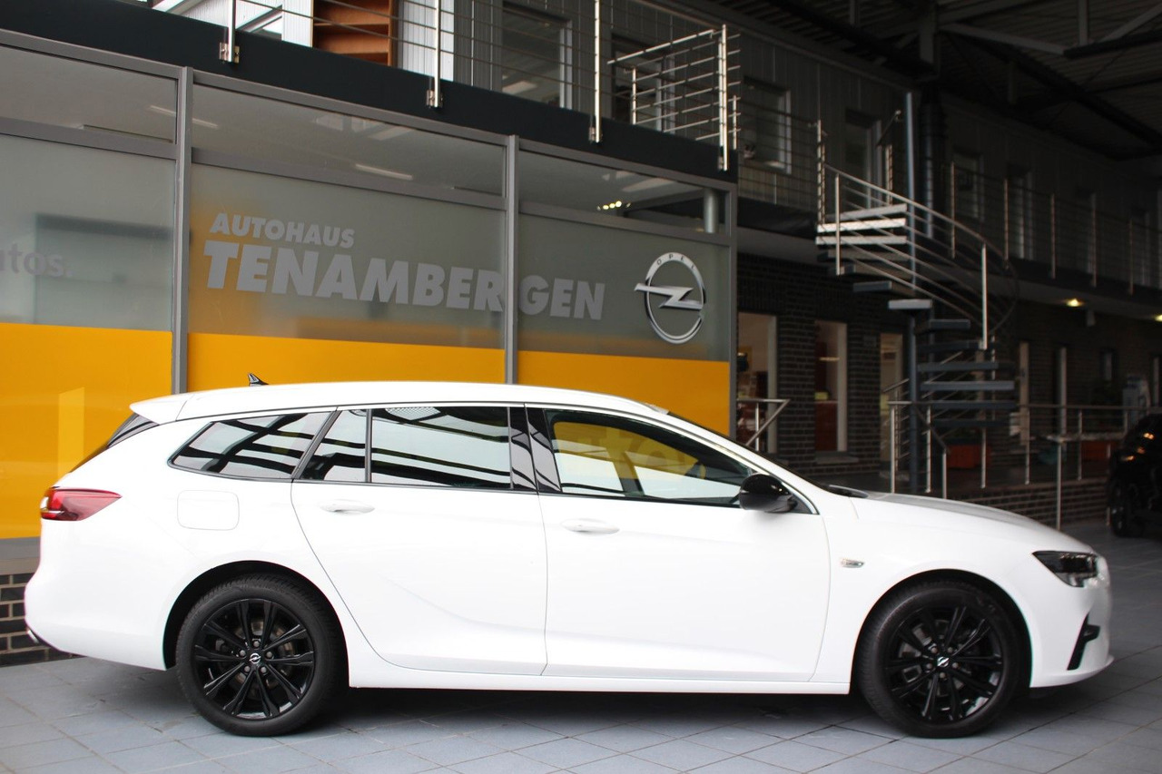 Opel Insignia B ST 4x4 Leder Massage Bose Matrix AHK - Car: picture 3 Opel Insignia B ST 4x4 Leder Massage Bose Matrix AHK - Car: picture 3