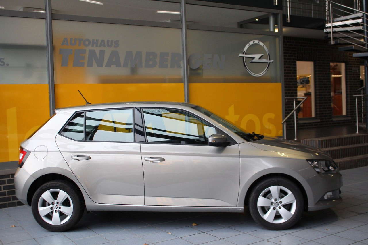 Skoda Fabia Ambition Klima Tempomat Bluetooth - Car: picture 3 Skoda Fabia Ambition Klima Tempomat Bluetooth - Car: picture 3