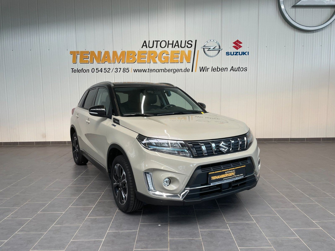 Suzuki Vitara 1.5 Mild-Hybrid Comfort+ 4x2 LED DAB+ ACC - SUV: picture 1 Suzuki Vitara 1.5 Mild-Hybrid Comfort+ 4x2 LED DAB+ ACC - SUV: picture 1