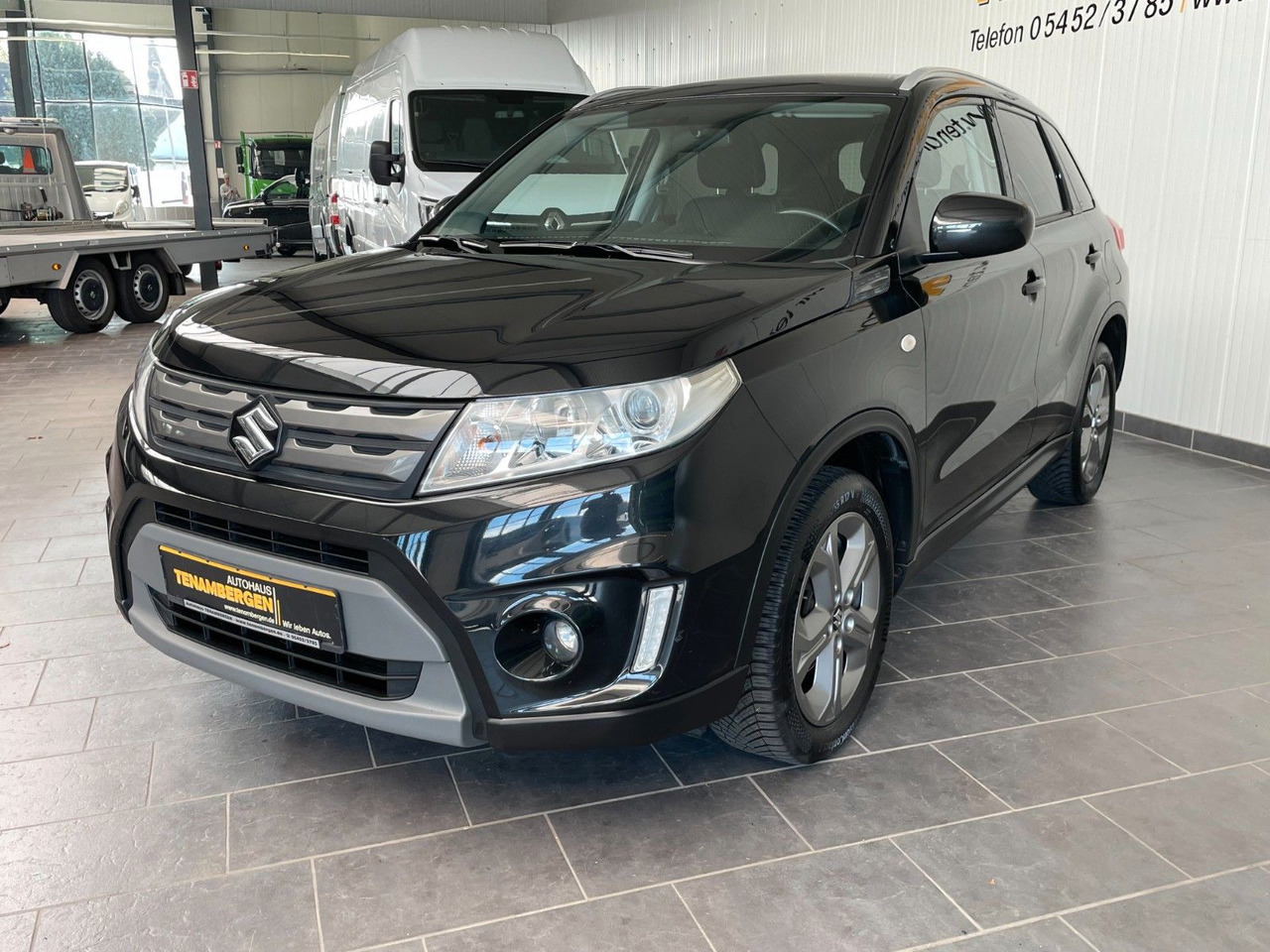 Suzuki Vitara 1.6 Comfort 4x2 AHK Allwetterreifen - SUV: picture 5 Suzuki Vitara 1.6 Comfort 4x2 AHK Allwetterreifen - SUV: picture 5