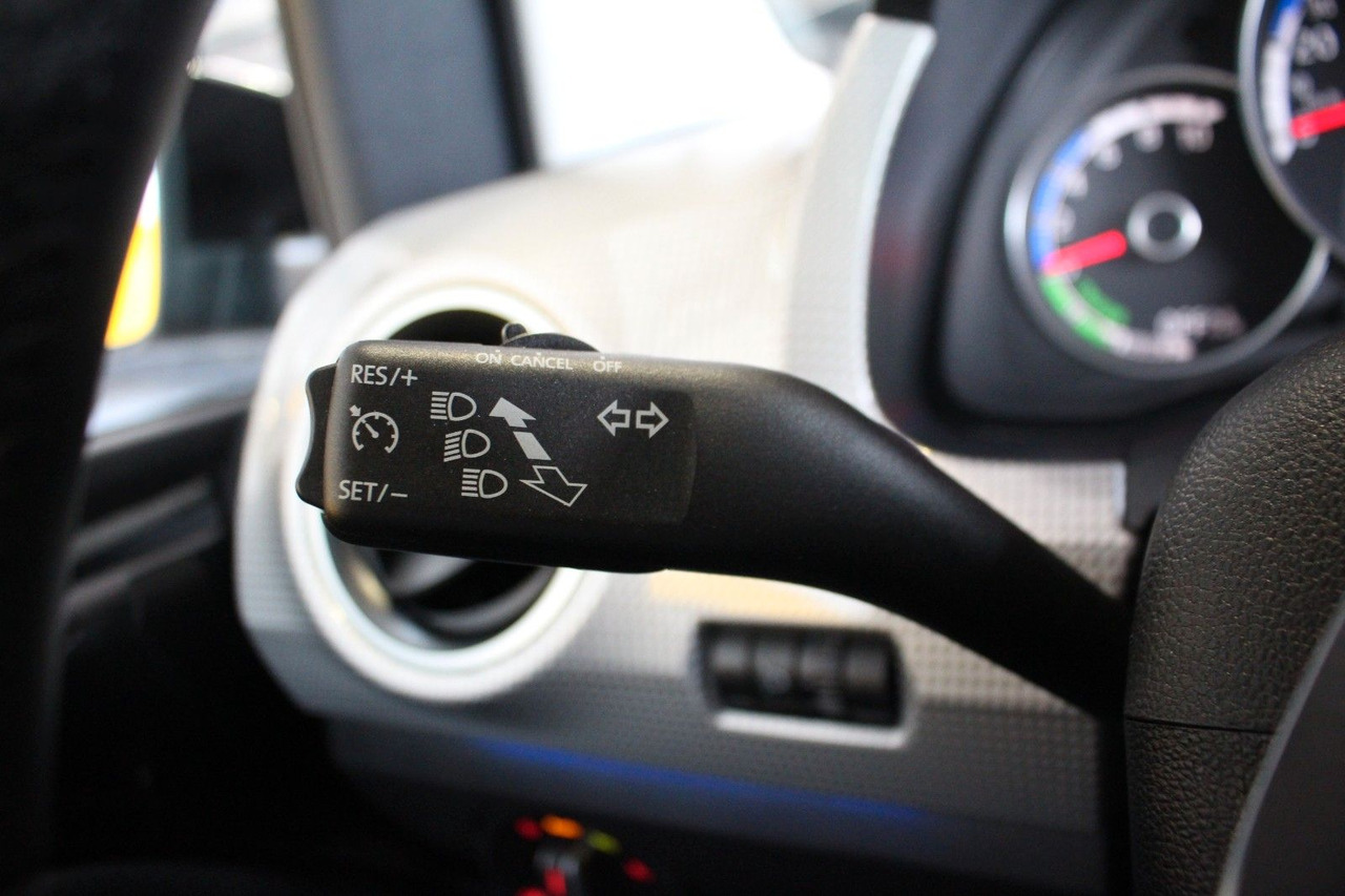 Car Volkswagen up! e-up! Max Kamera Sitzheizung DAB+: picture 16