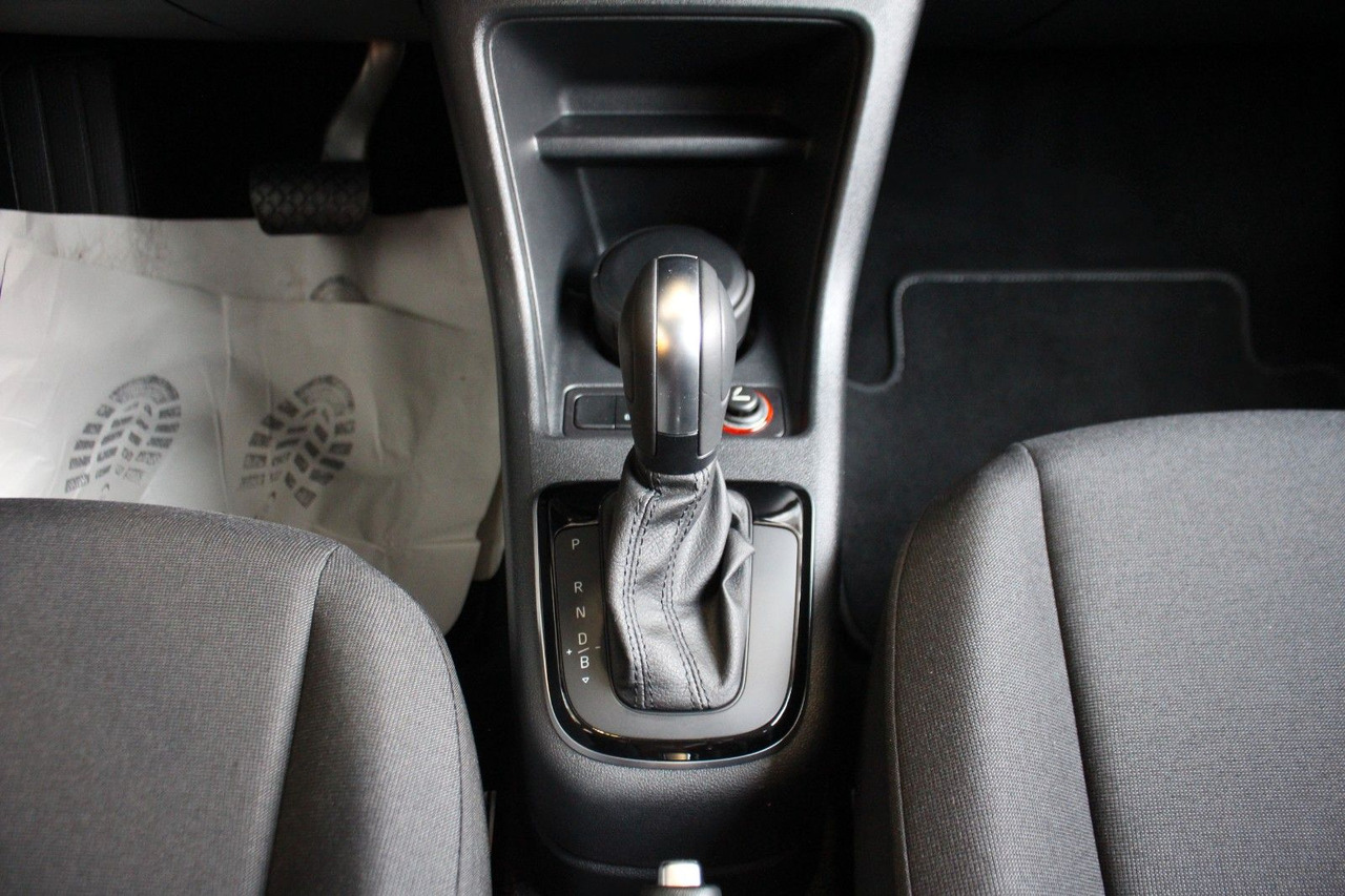 Car Volkswagen up! e-up! Max Kamera Sitzheizung DAB+: picture 12