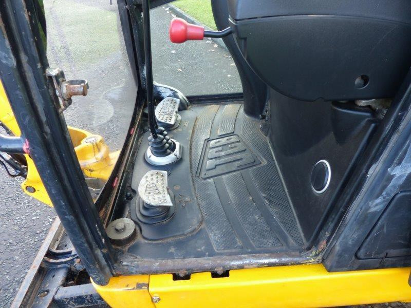 JCB 8018 on lease JCB 8018: picture 8