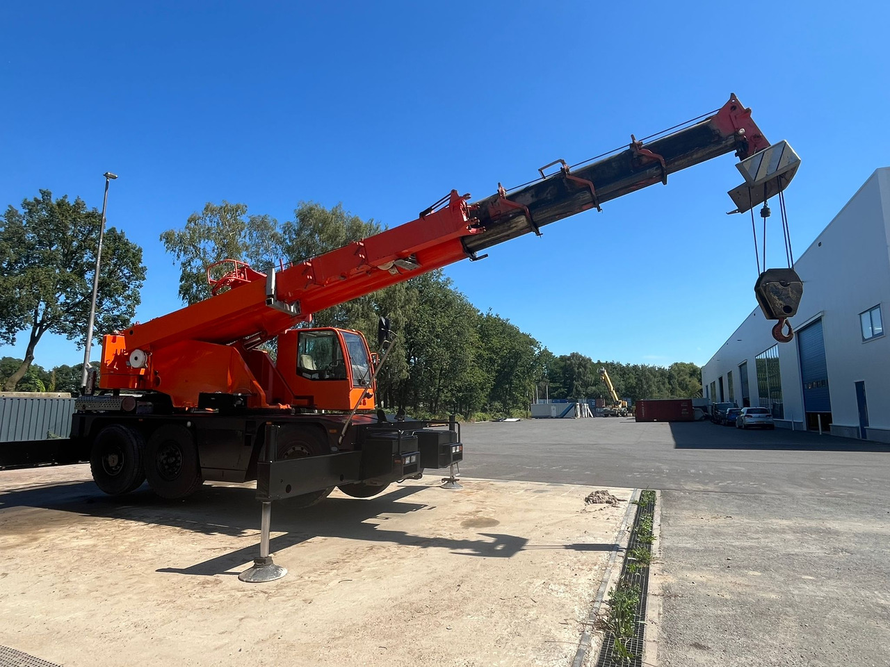 DEMAG AC40-1 - Mobile crane: picture 2 DEMAG AC40-1 - Mobile crane: picture 2
