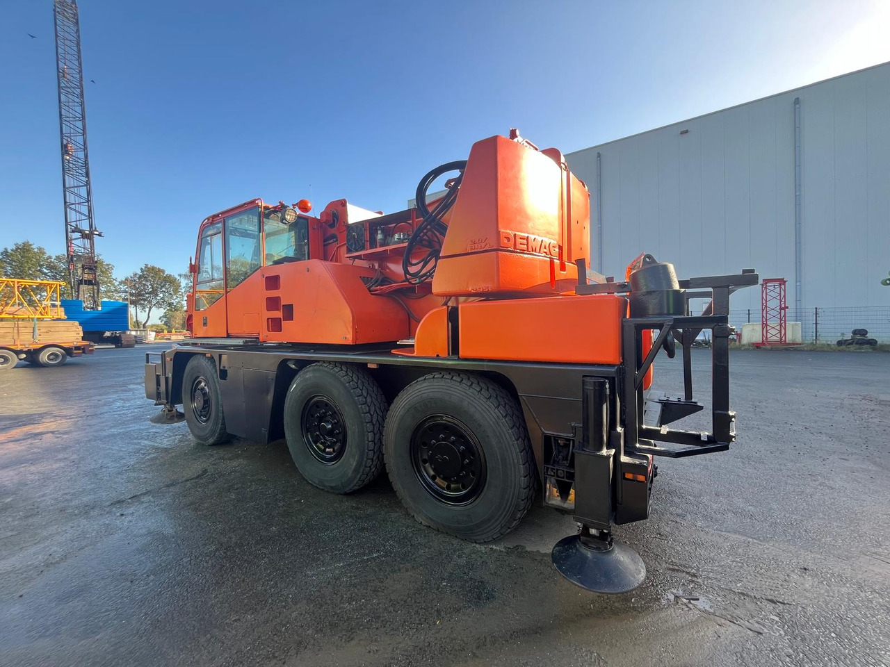 DEMAG AC40-1 - Mobile crane: picture 1 DEMAG AC40-1 - Mobile crane: picture 1