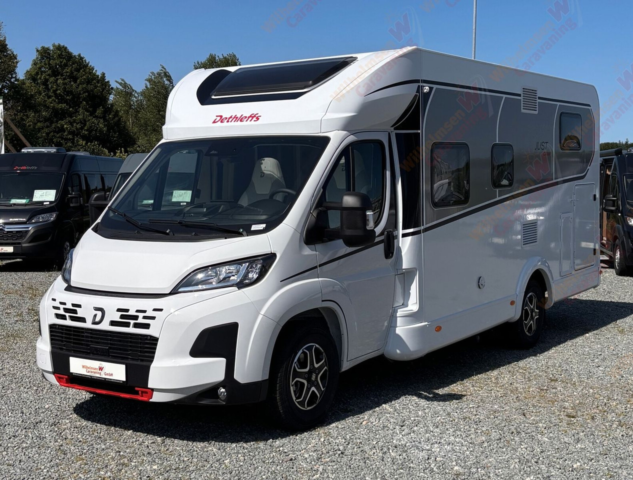 Dethleffs Just Camp Active T 6812 EB - Semi-integrated motorhome: picture 3 Dethleffs Just Camp Active T 6812 EB - Semi-integrated motorhome: picture 3