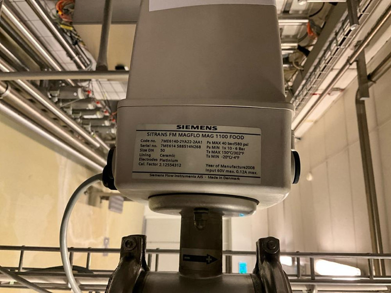 SIMENS Sitrans Fm Mag 1100 Food - Food processing equipment: picture 5 SIMENS Sitrans Fm Mag 1100 Food - Food processing equipment: picture 5