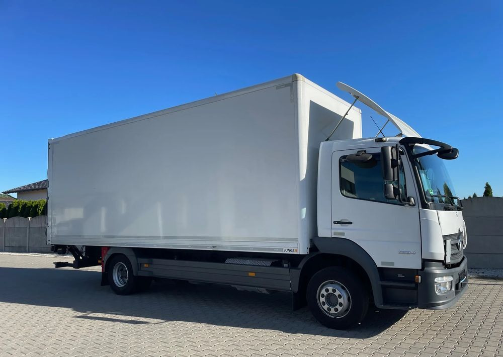 Mercedes-Benz ATEGO 1224 - Box truck: picture 4 Mercedes-Benz ATEGO 1224 - Box truck: picture 4