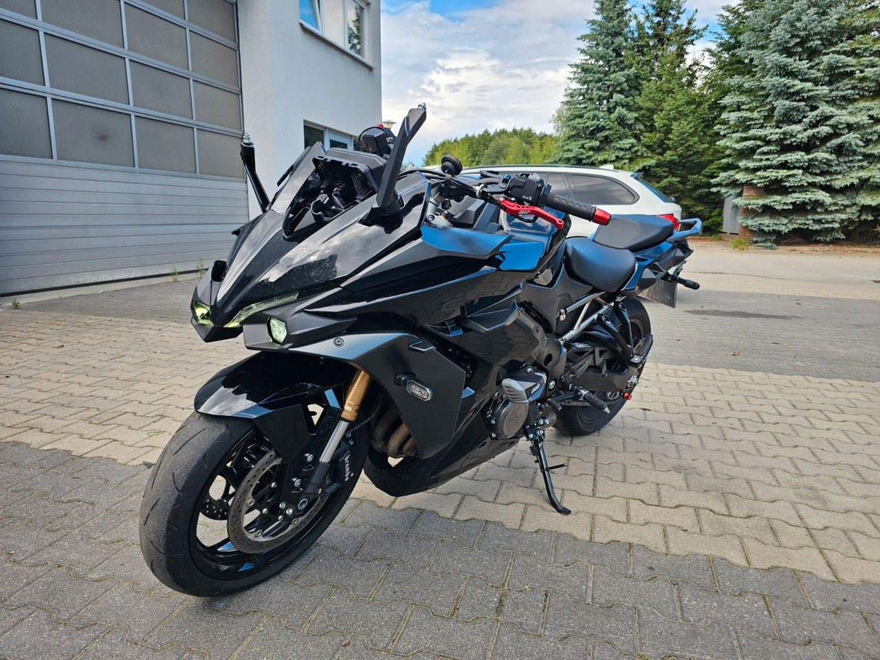 Suzuki GSX-S 1000 GT GSX-S1000GT Gabel / motor ok! - Motorcycle: picture 2 Suzuki GSX-S 1000 GT GSX-S1000GT Gabel / motor ok! - Motorcycle: picture 2