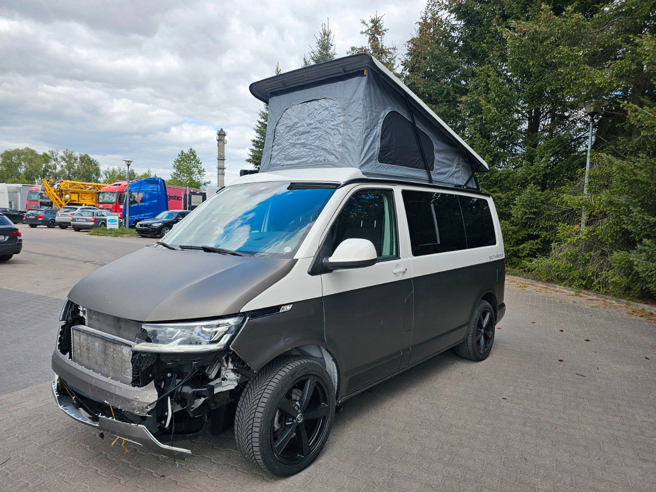 Volkswagen SALTY BLUE PREMIUM BULLI CALIFORNIA Fahrbereit! - Camper van: picture 5 Volkswagen SALTY BLUE PREMIUM BULLI CALIFORNIA Fahrbereit! - Camper van: picture 5