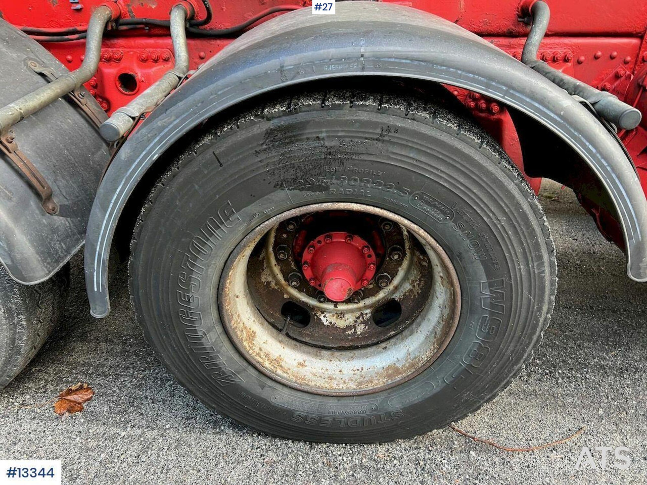 Asphalt distributor 2002 Scania P94G asphalt sprider WATCH VIDEO: picture 13