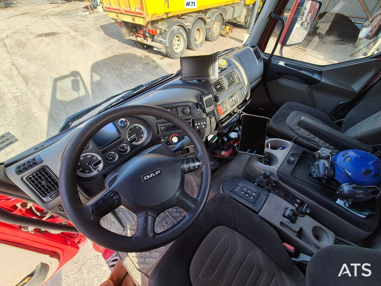 Hook lift truck DAF LF55 Hook pallet: picture 17