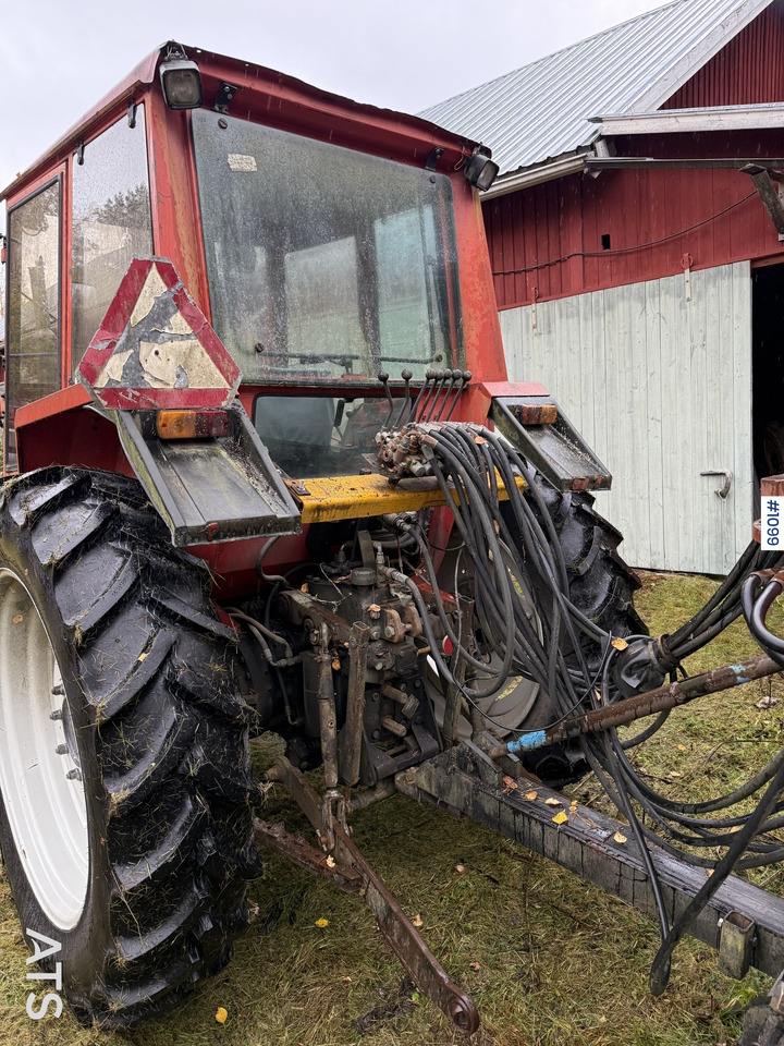Valmet 505 Tractor and forestry trailer - Farm tractor, Forestry trailer: picture 3 Valmet 505 Tractor and forestry trailer - Farm tractor, Forestry trailer: picture 3