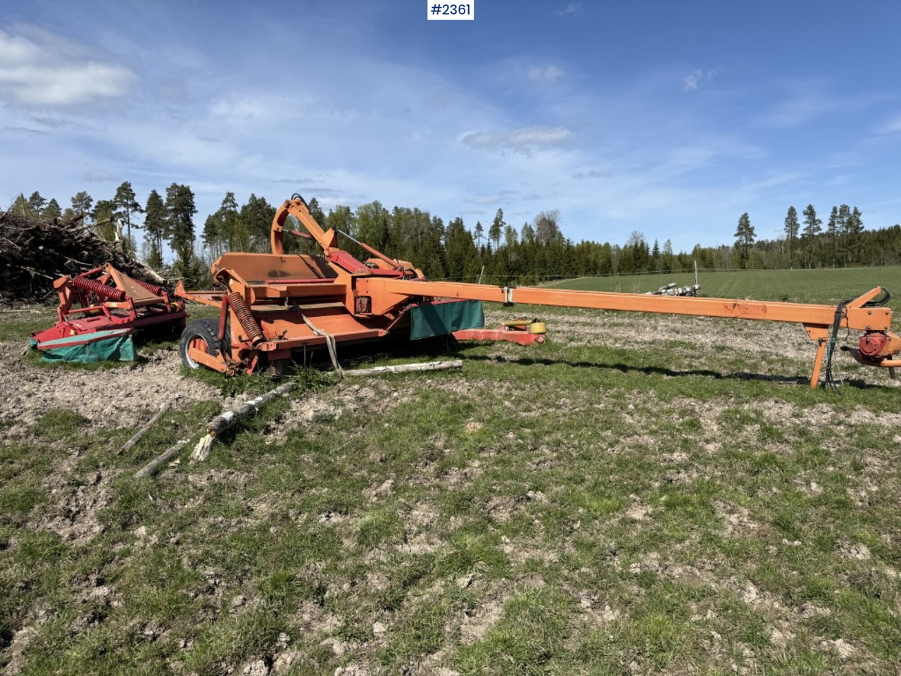 Crusher Kverneland Taarup 4040C with rake - Hay and forage equipment: picture 2 Crusher Kverneland Taarup 4040C with rake - Hay and forage equipment: picture 2