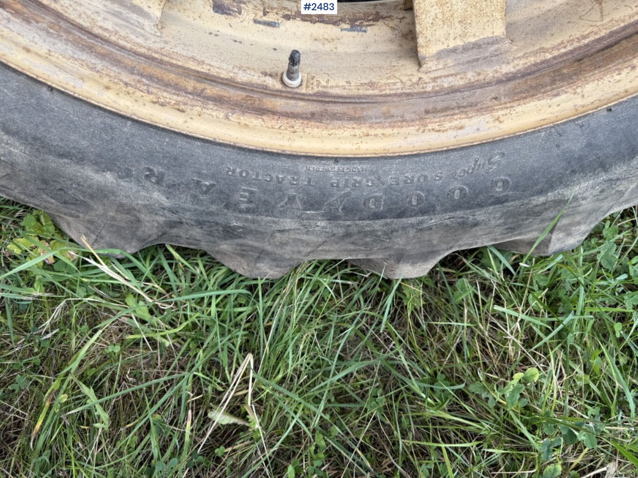 Tractor tires with rings Goodyear 13.6-38 - Wheel and tire package for Agricultural machinery: picture 5 Tractor tires with rings Goodyear 13.6-38 - Wheel and tire package for Agricultural machinery: picture 5