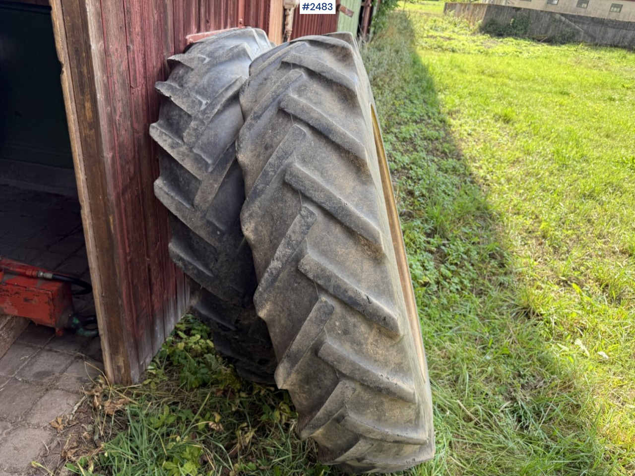 Tractor tires with rings Goodyear 13.6-38 - Wheel and tire package for Agricultural machinery: picture 3 Tractor tires with rings Goodyear 13.6-38 - Wheel and tire package for Agricultural machinery: picture 3